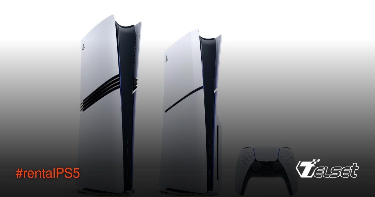 Seorang gamer sedang memegang PS5 di toko rental di Jepang