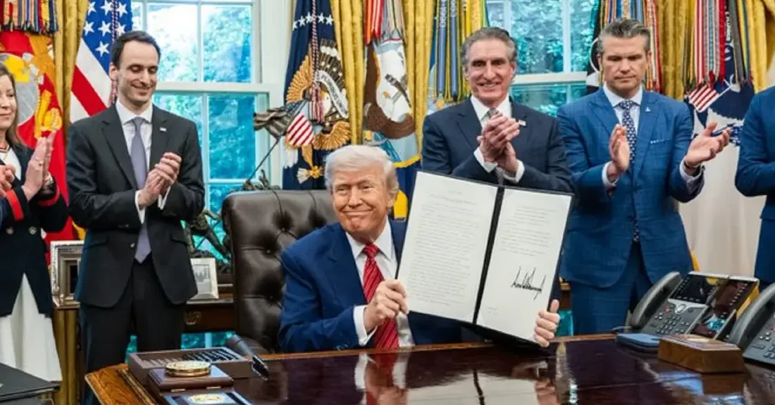 Presiden Trump menandatangani perintah eksekutif percepat pembangunan reaktor nuklir