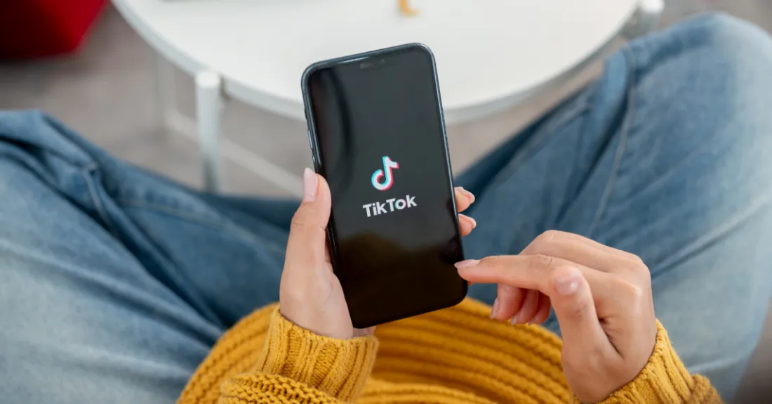 Video instruksi palsu di TikTok yang menyebarkan malware Vidar dan StealC