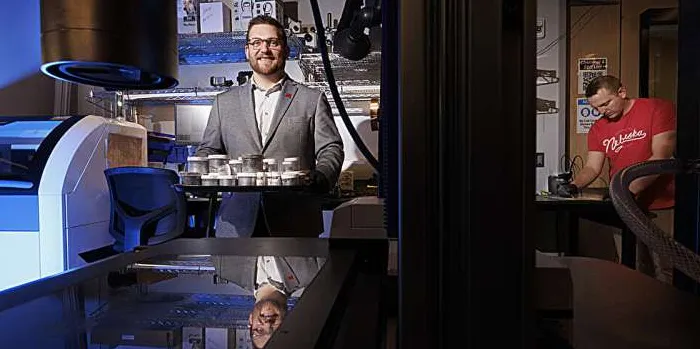 Tim insinyur University of Nebraska-Lincoln mengembangkan otot robot yang bisa menyembuhkan diri sendiri