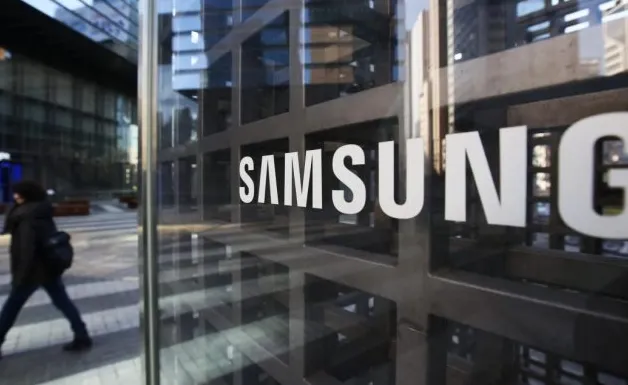 Samsung Galaxy AI interface dengan fitur canggih