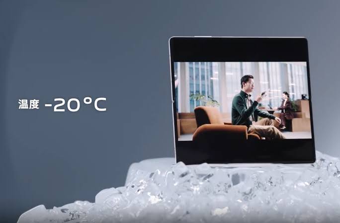 Vivo X Fold 5: Ponsel Lipat Pertama dengan Ketahanan Ekstrem IPX9