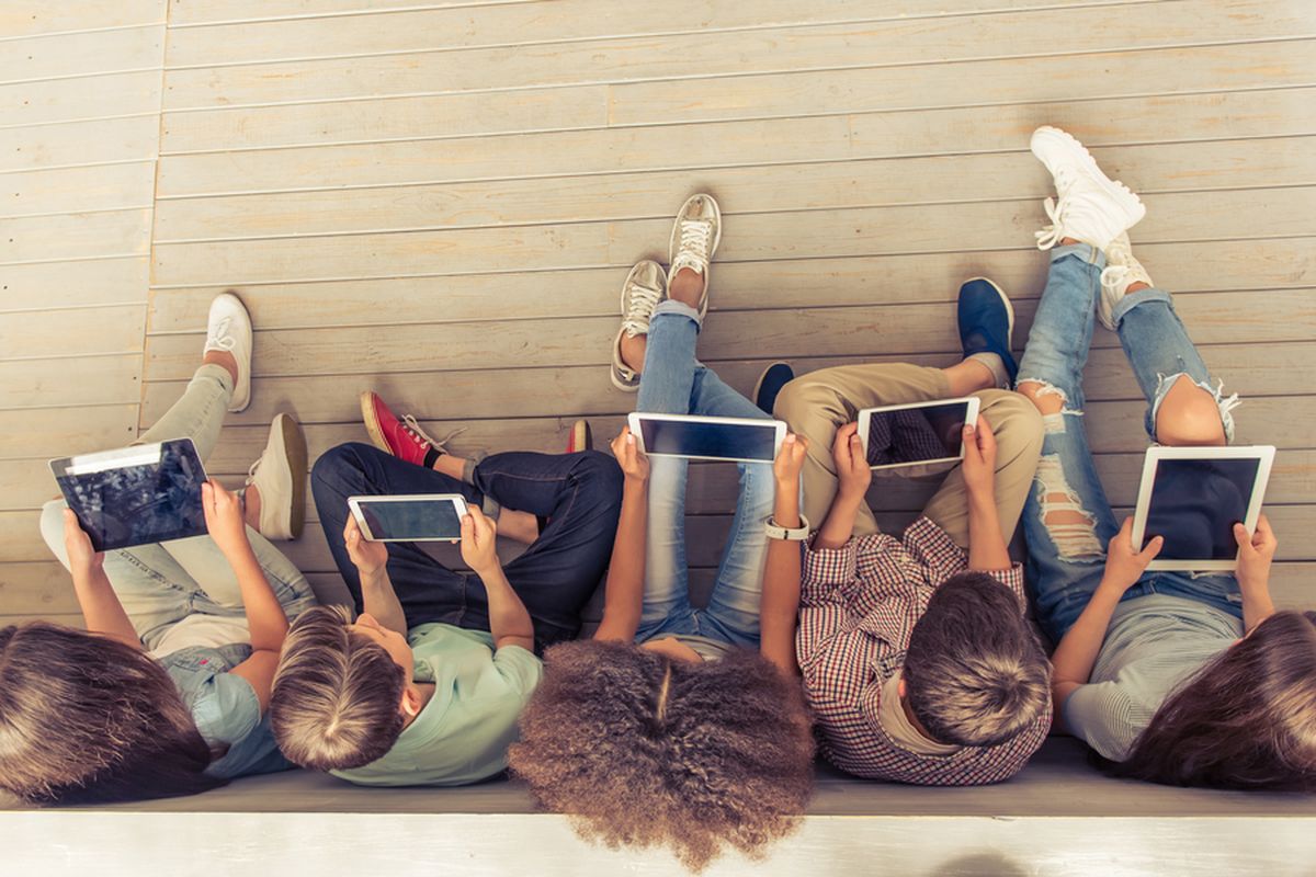 Tips Jitu Orang Tua Hadapi Remaja di Era Digital