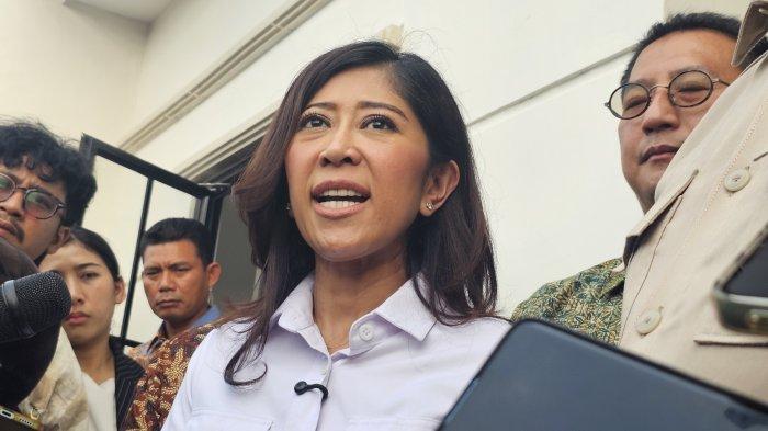 Menteri Komunikasi Bantah Isu Trump Minta Data Warga RI Diberikan ke AS