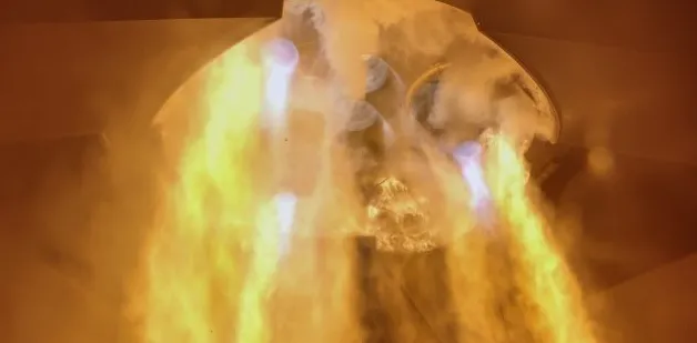 Starship upper stage spacecraft selama uji static fire sebelum ledakan