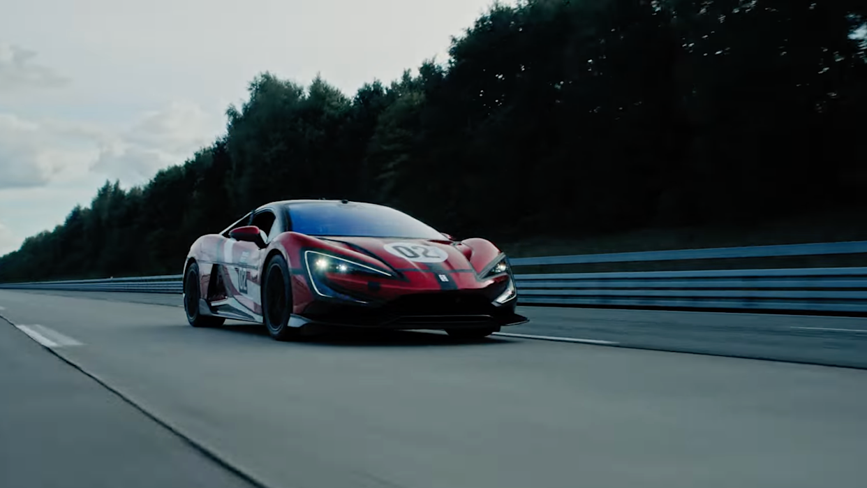 BYD U9 Extreme Pecahkan Rekor Mobil Tercepat, Geser Bugatti Chiron