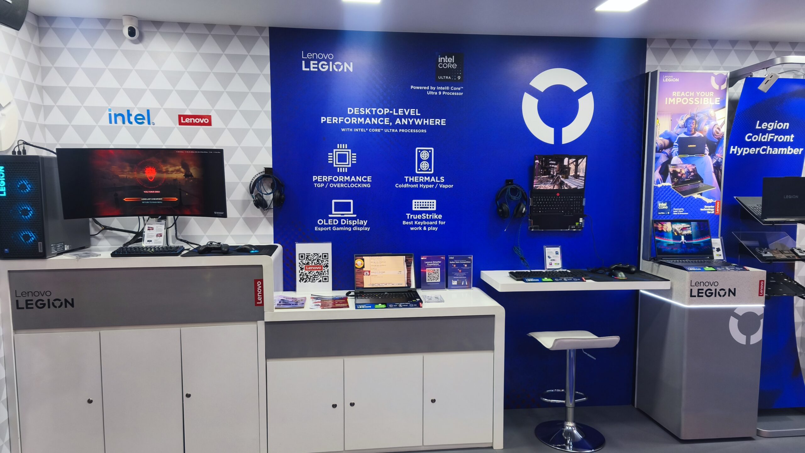 Lenovo Smarter Experience di MRT Bundaran HI: Eksplorasi AI dan Gaming