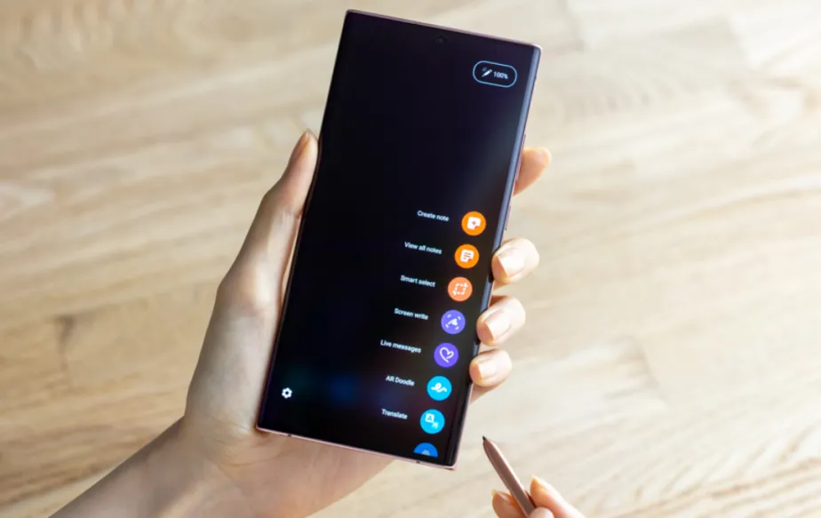 Samsung Galaxy Note 20 series dengan layar dan S Pen yang ikonik