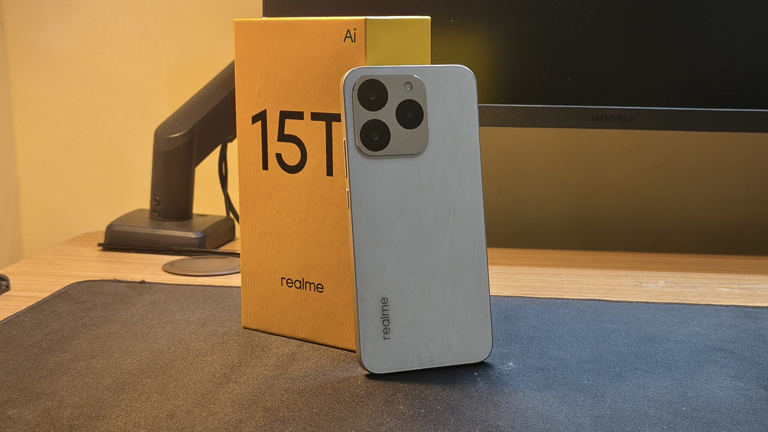 5 Fitur Realme 15T yang Bikin Ponsel Lain Ketar-Ketir, Dari Desain Tipis Hingga Baterai Jumbo