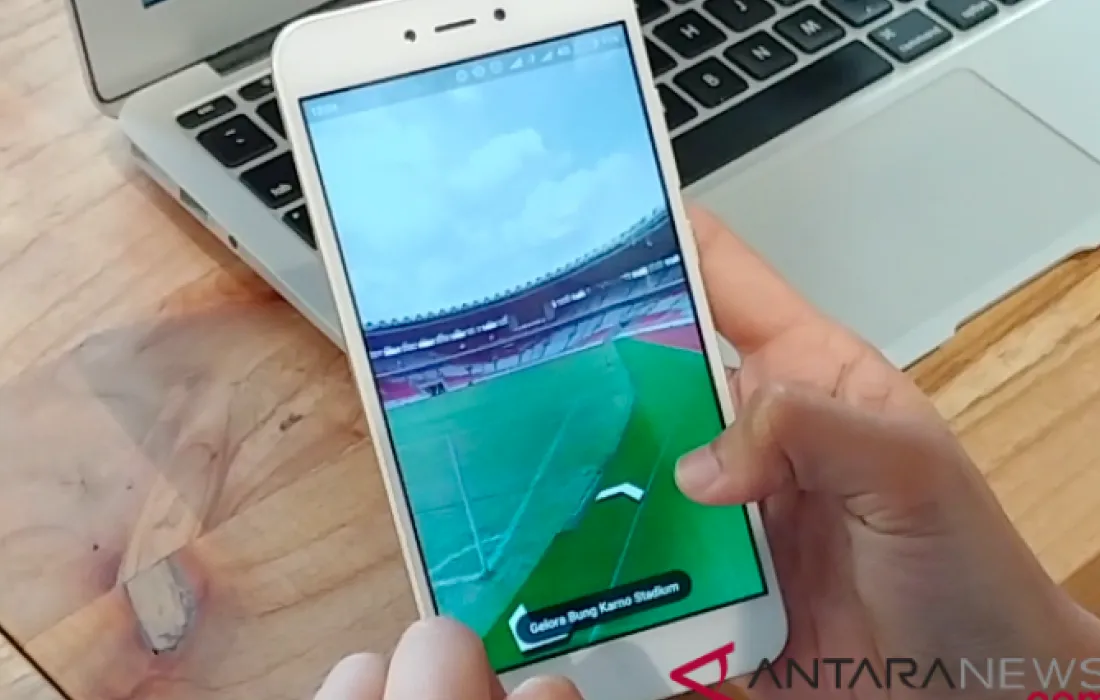 Tampilan Google Street View menunjukkan fitur penelusuran waktu untuk melihat kondisi jalan di masa lalu
