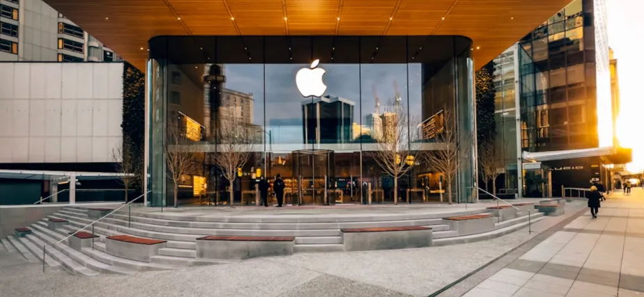 Pabrik manufacturing Apple di Vietnam untuk produksi perangkat smart home baru termasuk Home Hub Display dan robot tabletop