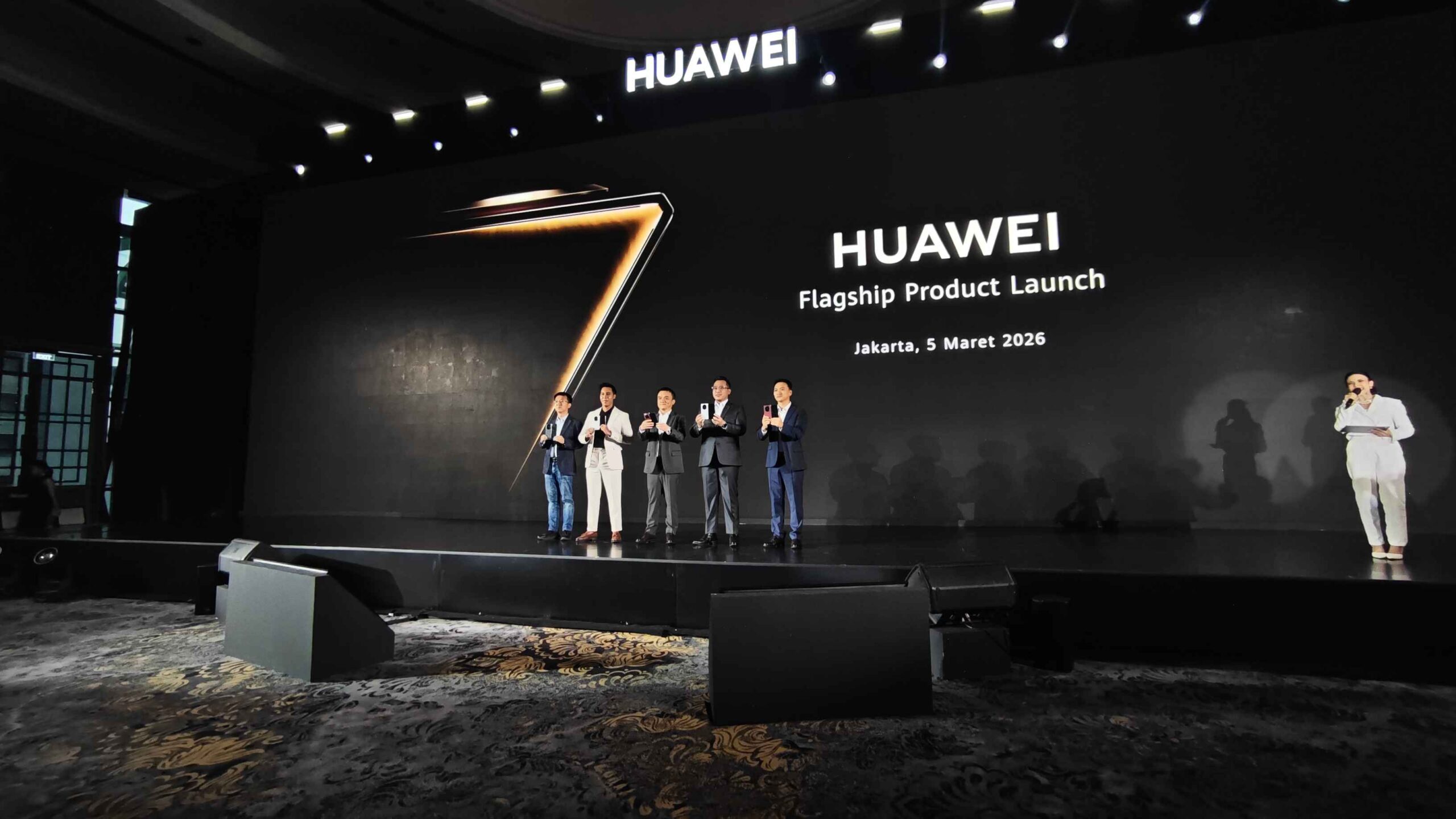 HUAWEI Mate X7 Debut di Indonesia, Begini Spesifikasi dan Harganya