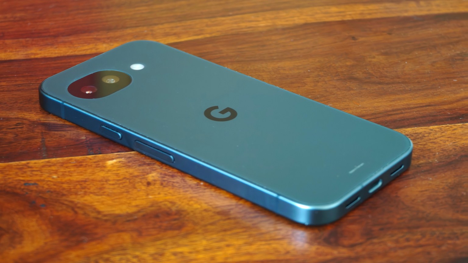 Google Pixel 10a Dilengkapi Desain Datar Tanpa Tonjolan Kamera