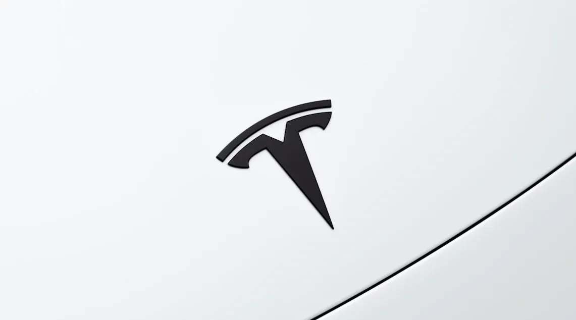 Tesla Hapus Istilah Autopilot di California, Hindari Larangan Jualan 30 Hari