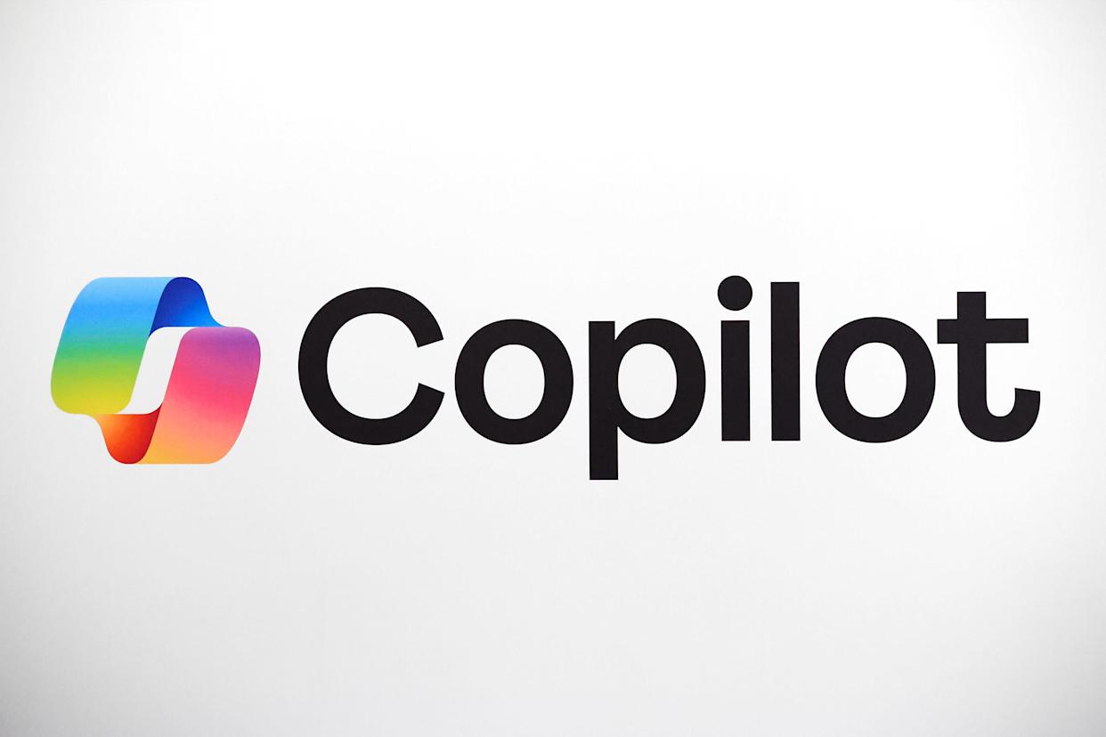 Microsoft Hapus Copilot dari Notepad, Ganti Jadi "Writing Tools"