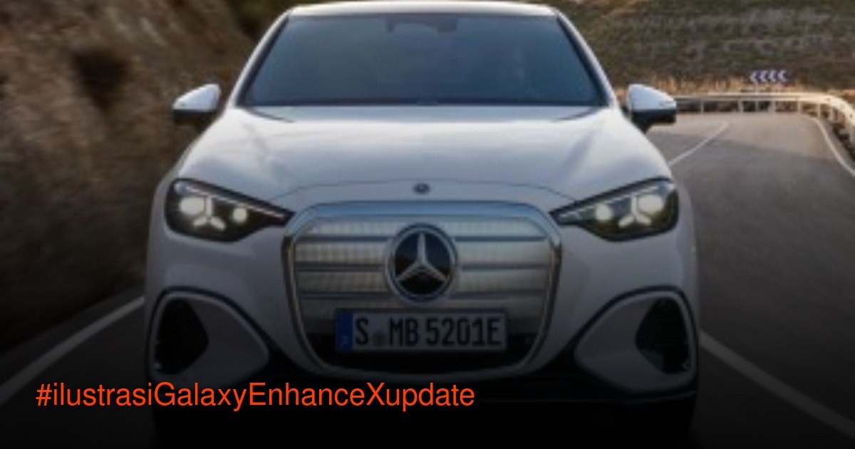 Antarmuka baru aplikasi Galaxy Enhance-X di ponsel Samsung dengan tab Plugins, Home, dan History terlihat.