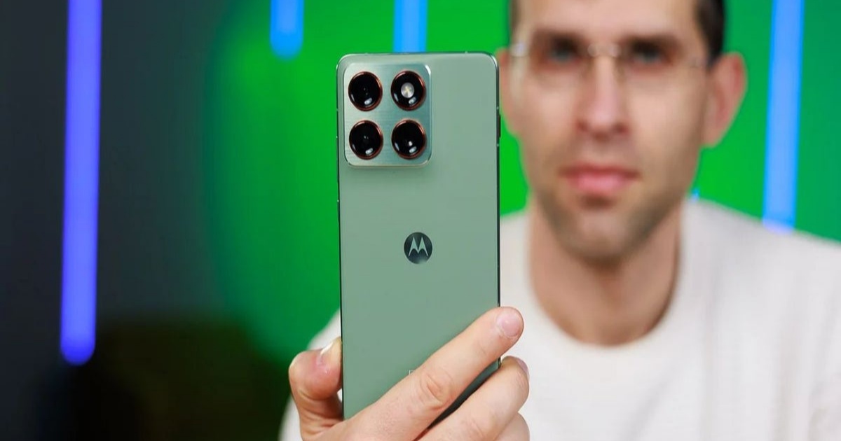 Motorola Edge 70 Pro dengan tiga pilihan warna PANTONE