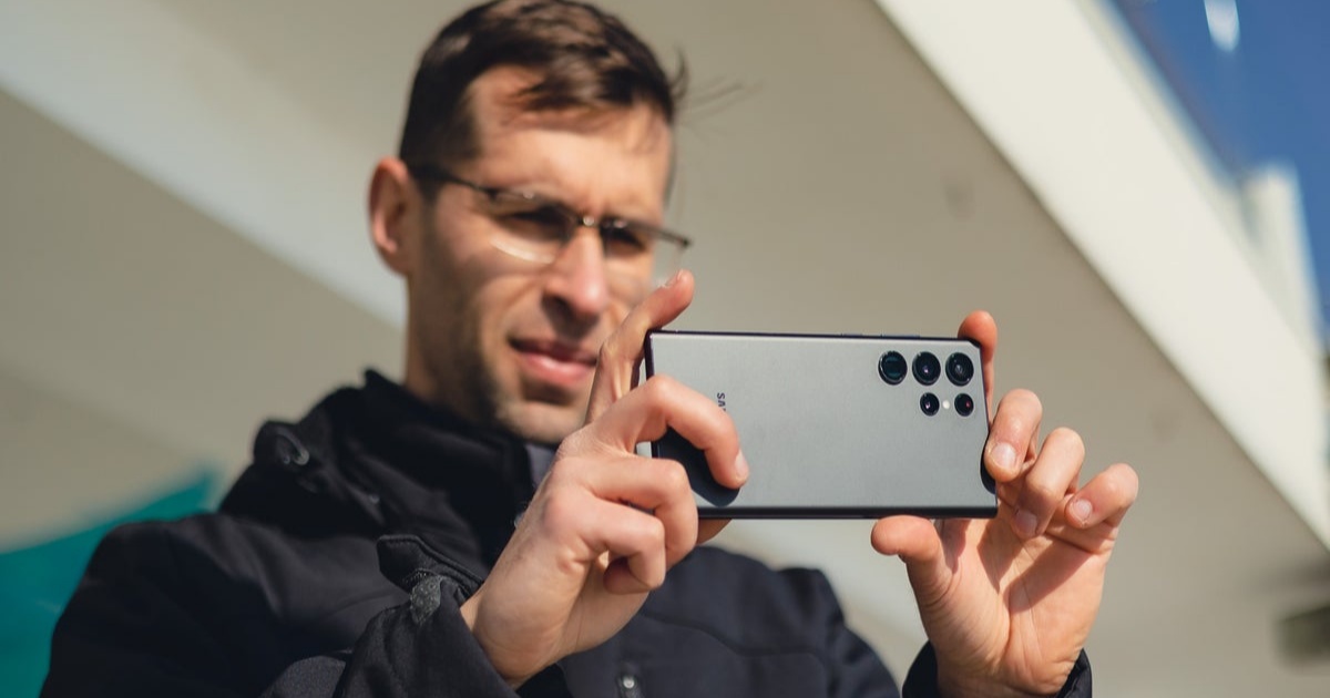 Galaxy S22 Ultra yang digunakan untuk fotografi