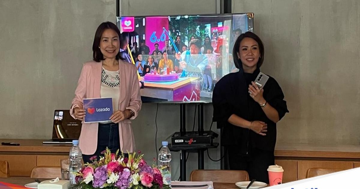 Acara LazTalks In This Economy membahas tren HP dan tablet saat libur sekolah