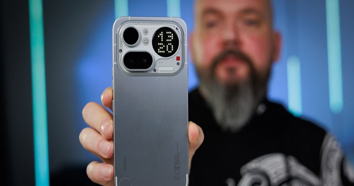 Nothing Phone (4a) Pro dengan desain unik dan layar AMOLED 144Hz