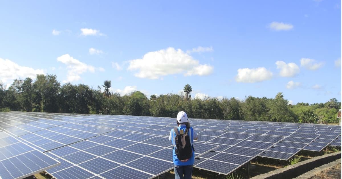 Panel surya PLTS Oelpuah di Kabupaten Kupang, Nusa Tenggara Timur