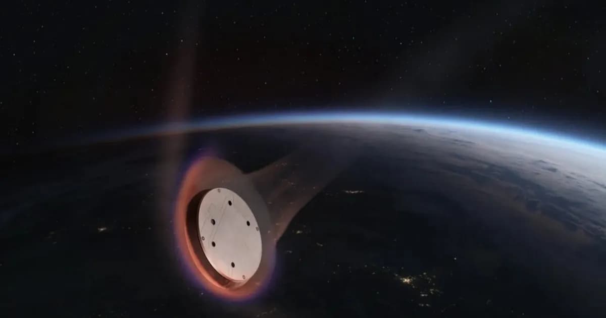 Ilustrasi kapsul Starfall milik SpaceX yang berbentuk piring terbang saat memasuki atmosfer Bumi