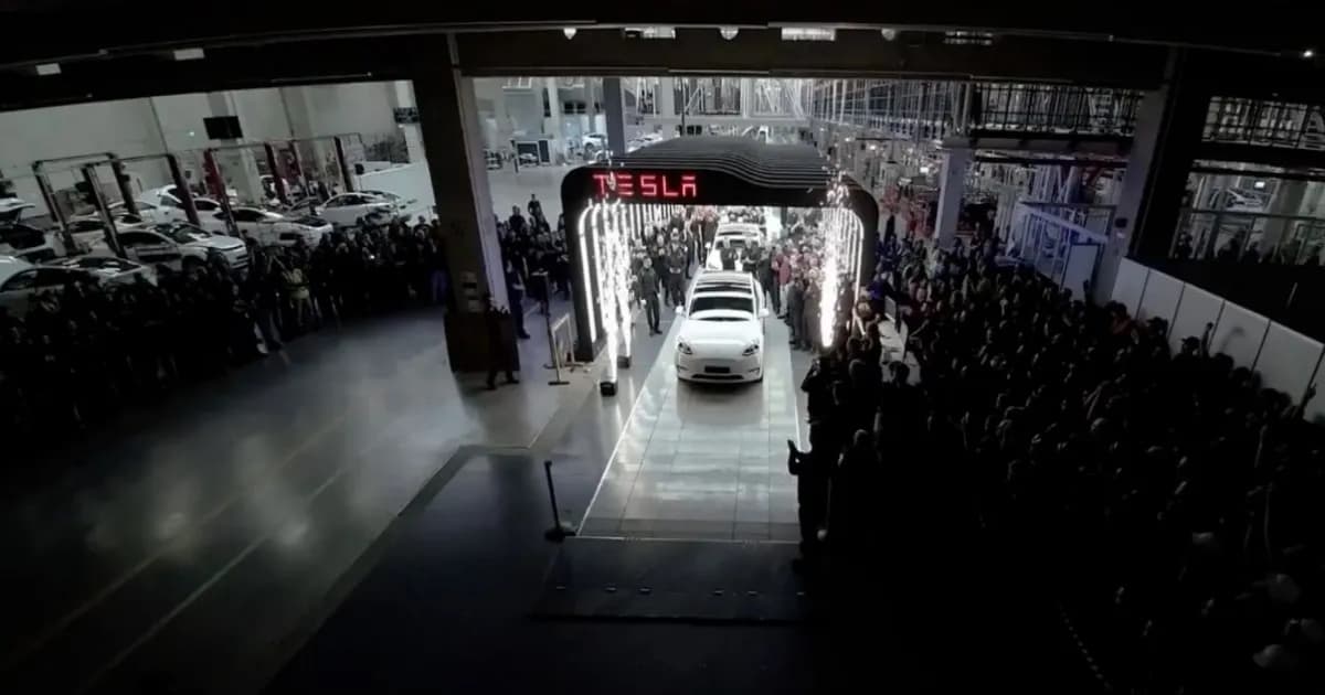 Pabrik Tesla Gigafactory Berlin di Grünheide, Jerman