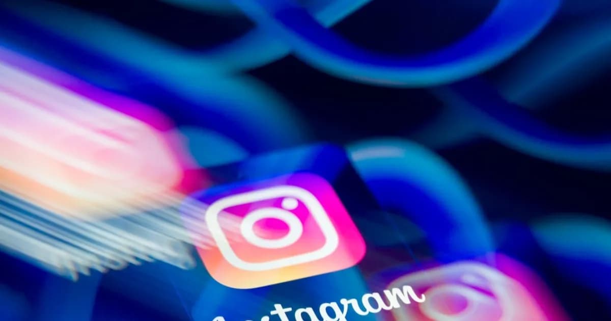 Tampilan antarmuka fitur Your Algorithm Instagram yang menunjukkan menu kustomisasi konten