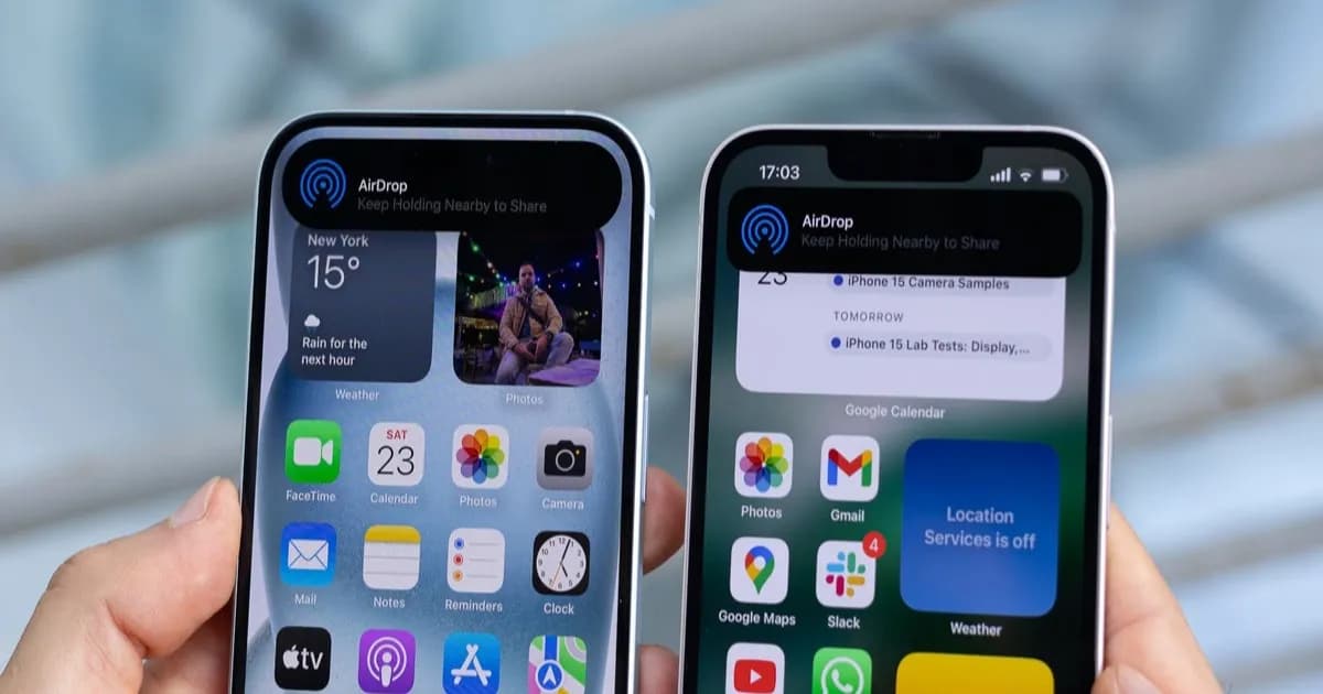 Dua iPhone memperlihatkan prompt berbagi AirDrop di layar, ilustrasi celah keamanan AirDrop dan Quick Share