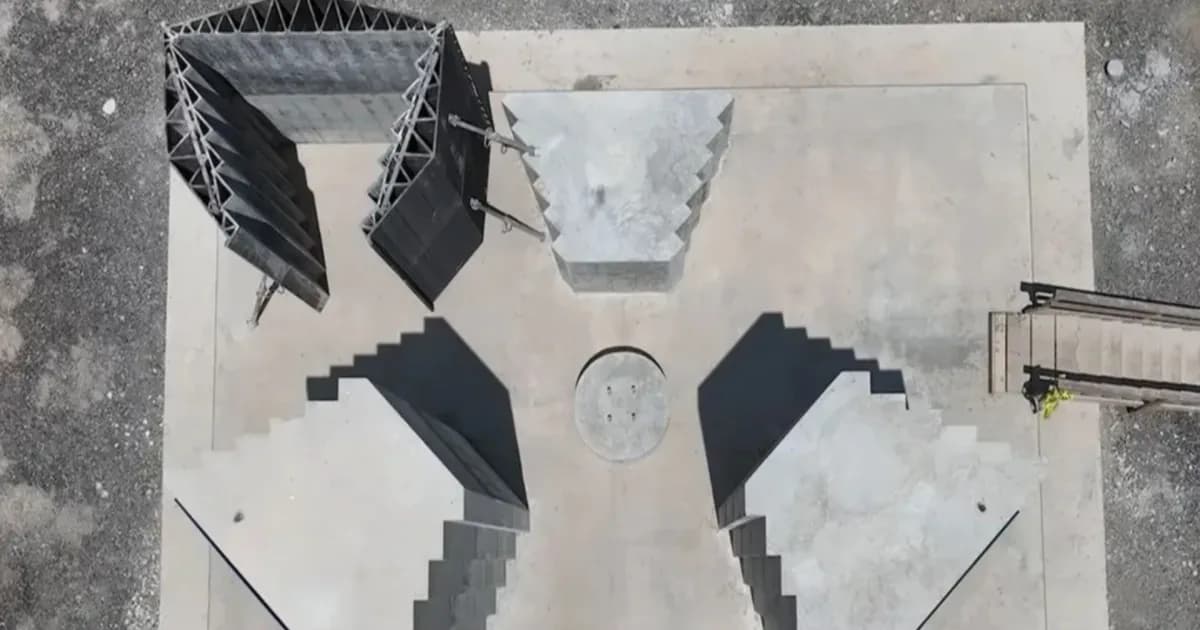 Ilustrasi kolom beton pelindung reaktor nuklir untuk program fusi energi STEP Inggris