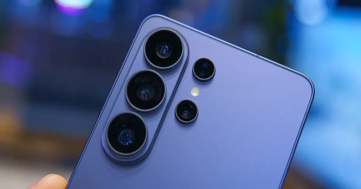 Galaxy S27 Ultra dengan kamera baru dan sensor selfie persegi