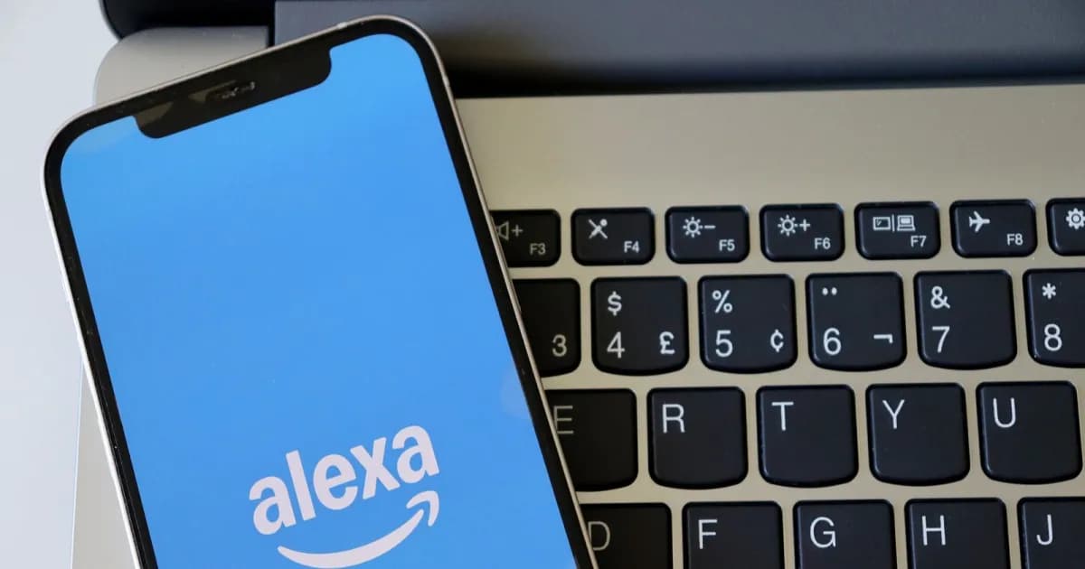 Tampilan aplikasi Alexa di smartphone