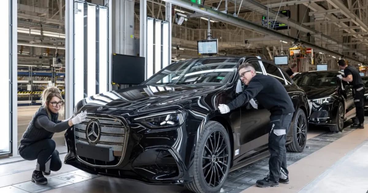 Pabrik Mercedes Kecskemét Hungaria yang memproduksi C-Class listrik