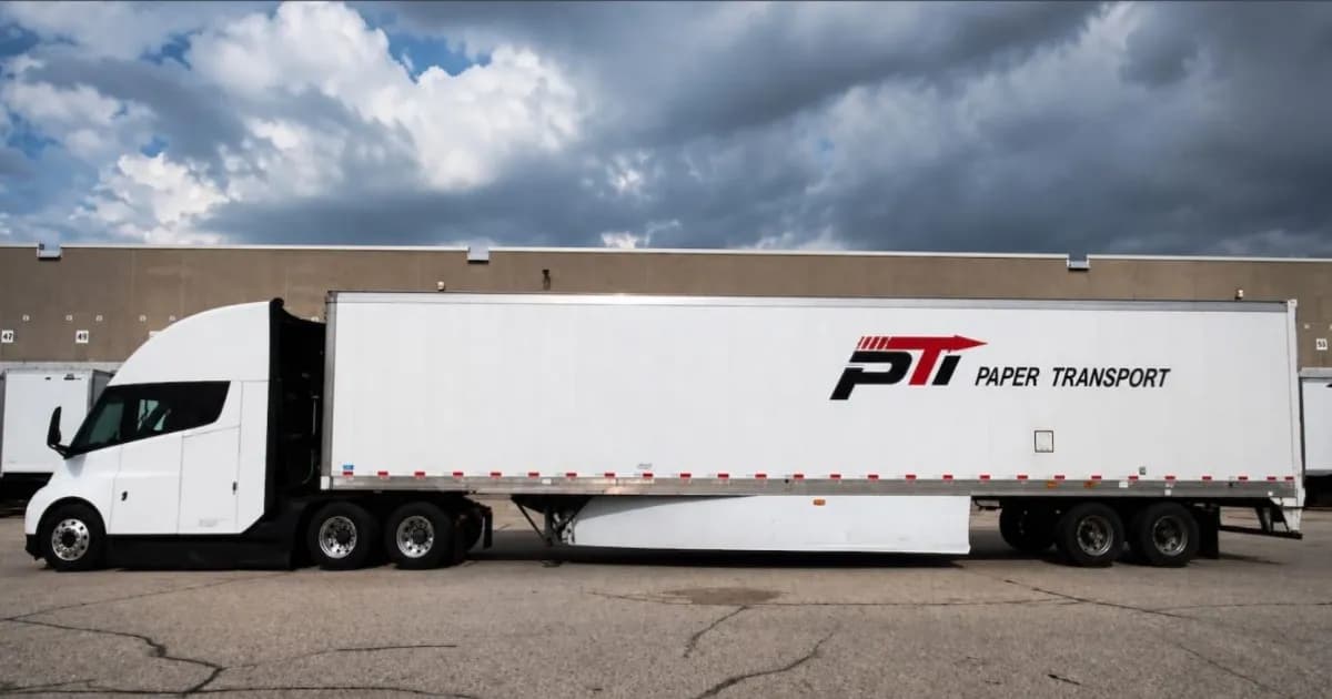 Tesla Semi Long Range milik Paper Transport sedang diuji di Chicago