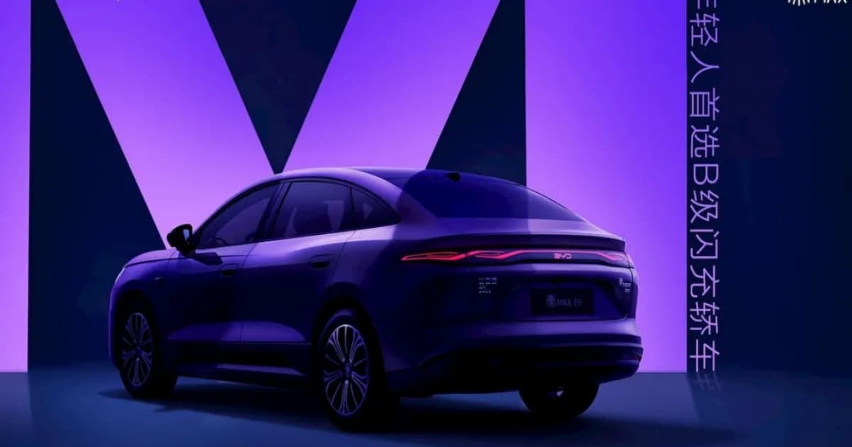BYD Qin Max EV sedan listrik fast charging segmen B tampak depan