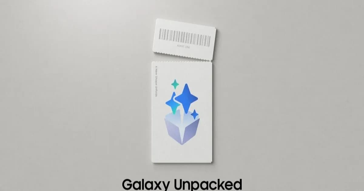 Ilustrasi Samsung Galaxy Z Fold 8 dan Z Fold 8 Ultra dengan indikator baterai penuh