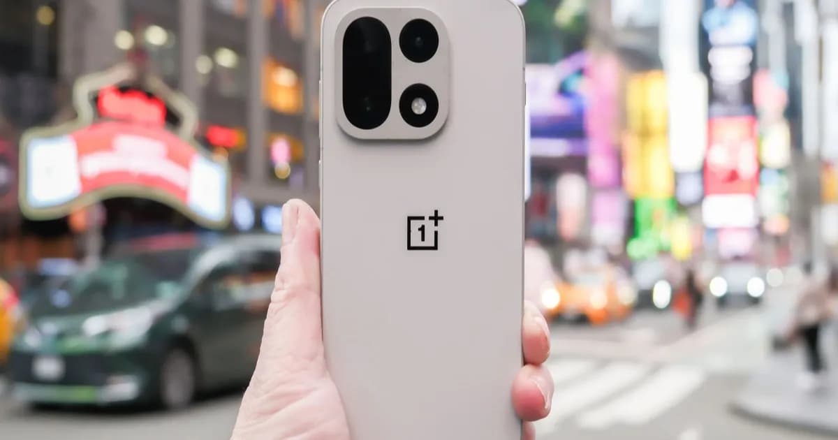 Ilustrasi logo OnePlus dengan latar belakang gelap