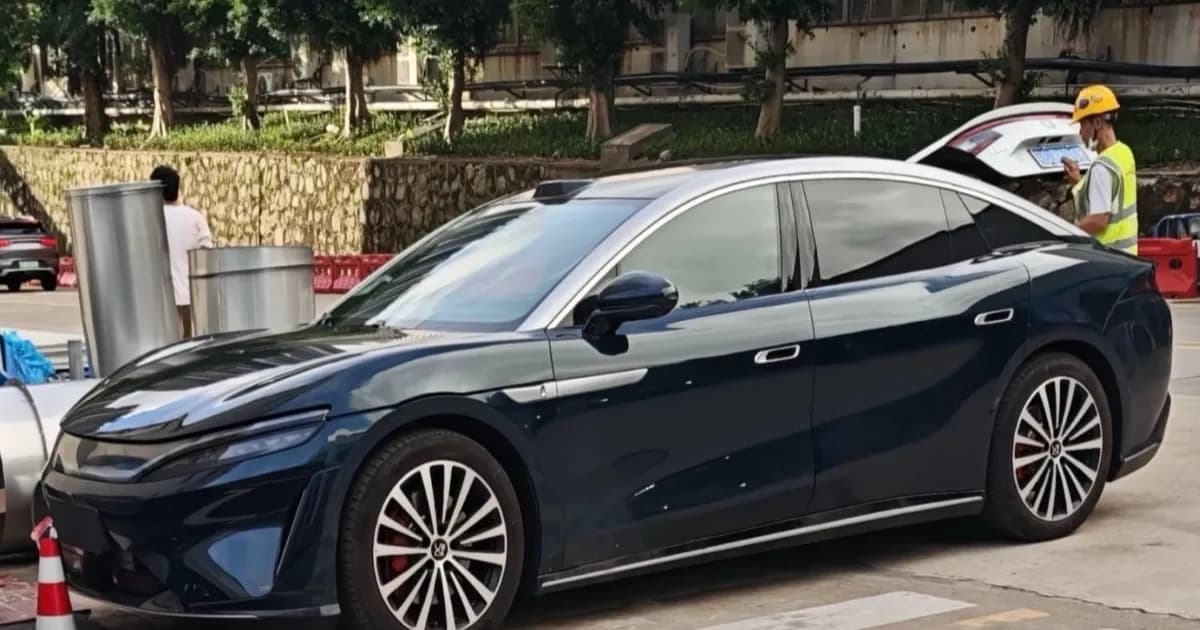 BYD Da Han sedan listrik dengan baterai 725,9 kg dan jarak tempuh 1.008 km