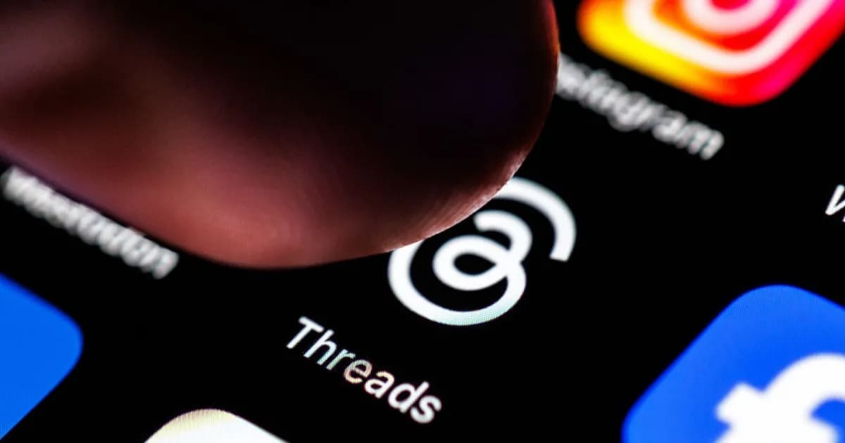 Tampilan Meta AI di DM Threads dengan antarmuka obrolan
