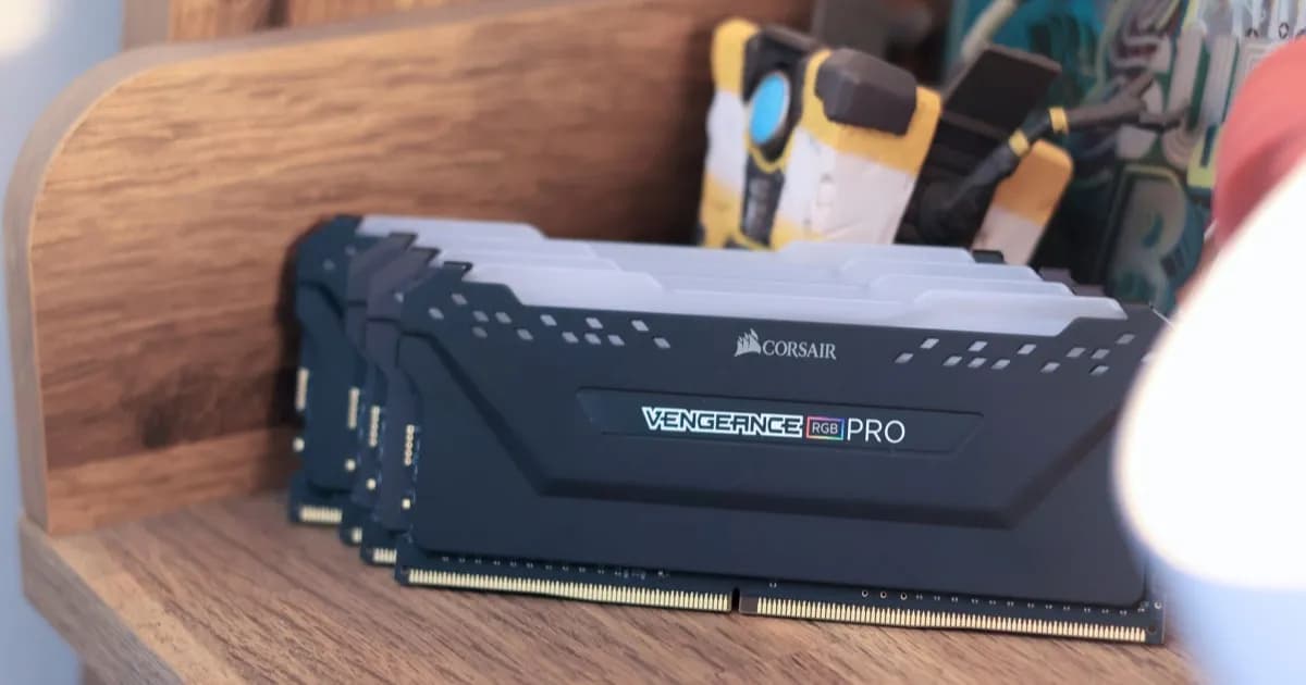 Ilustrasi kit memori DDR5 dengan harga melambung tinggi di tahun 2026