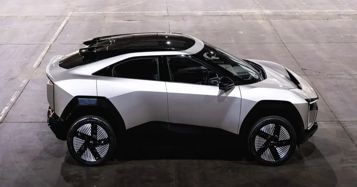 Ilustrasi mobil listrik Tata Nexon EV yang efisien