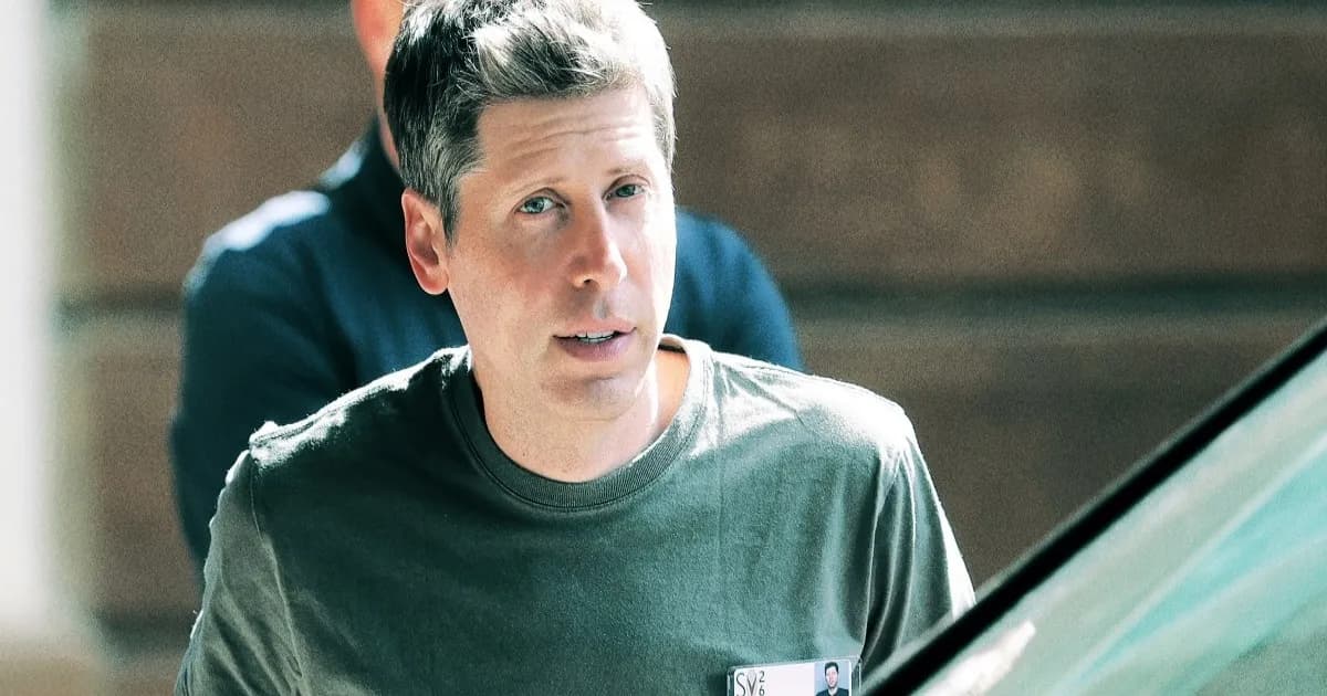 Potret Sam Altman CEO OpenAI dengan ekspresi serius saat memberikan pernyataan kontroversial tentang AI dan masa depan kerja.