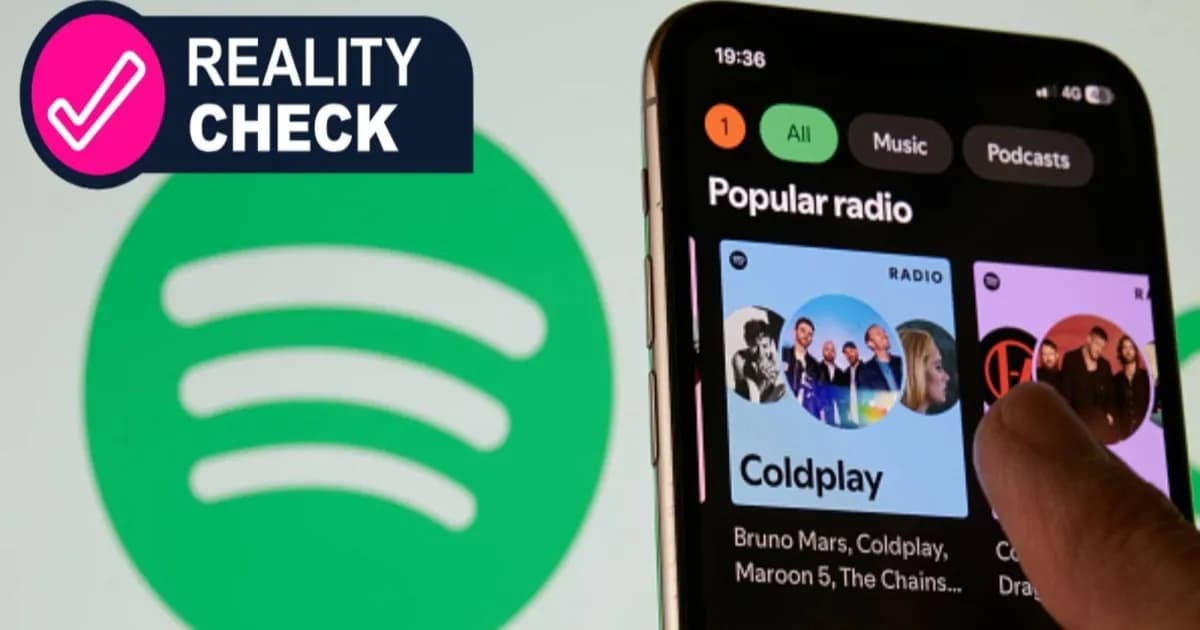 Ilustrasi logo Spotify dan antarmuka aplikasi di layar smartphone