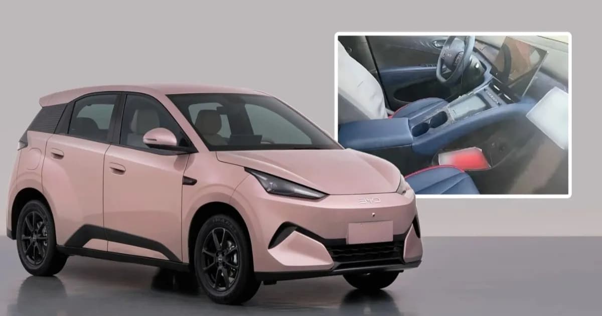 Spy shot interior BYD Seagull refresh dengan layar infotainment besar dan konsol tengah dua lapis