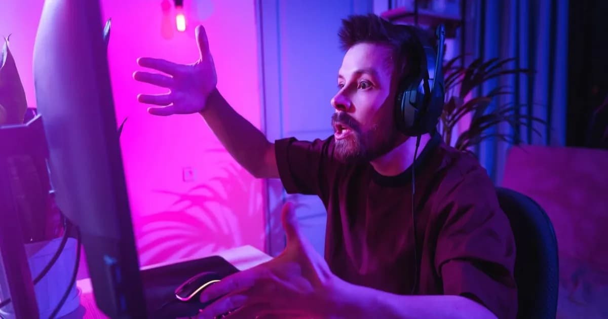 Gamer frustrasi menghadapi crash game setelah update Windows 11