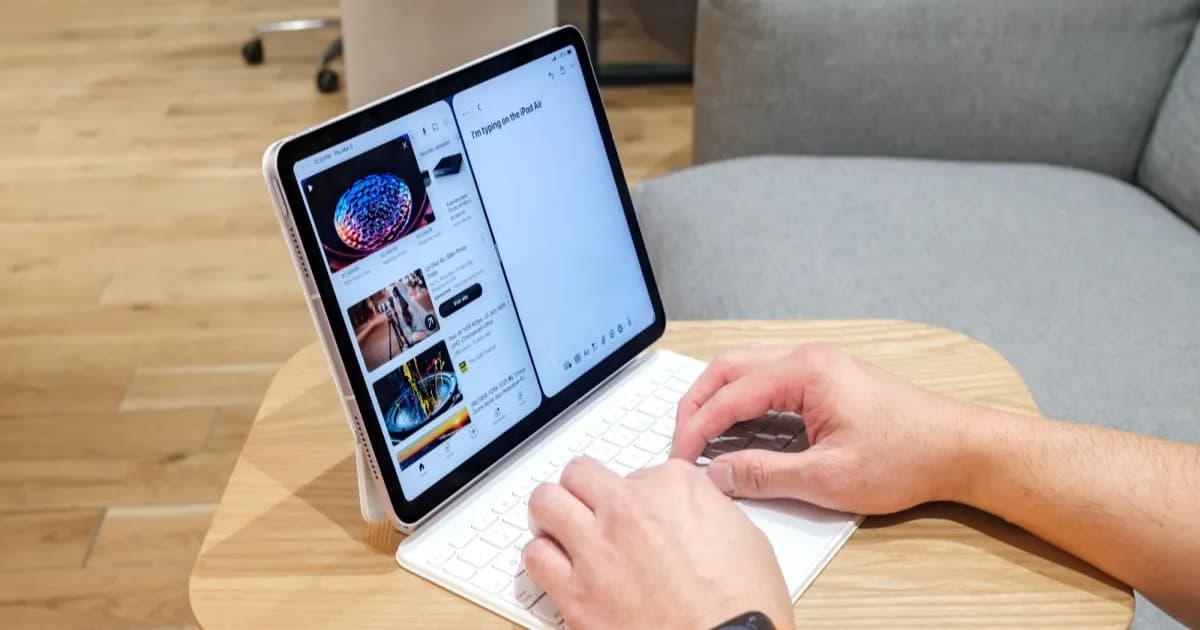 iPad dengan keyboard case untuk kebutuhan sekolah