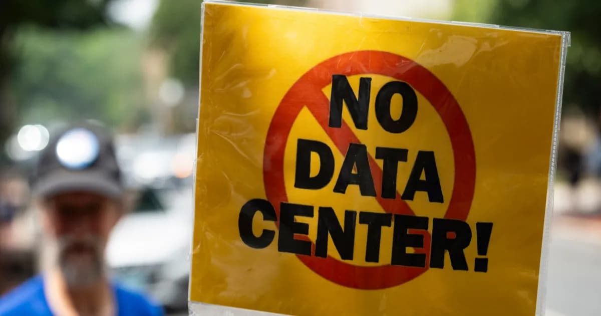 Ilustrasi protes warga terhadap pembangunan data center di Amerika Serikat