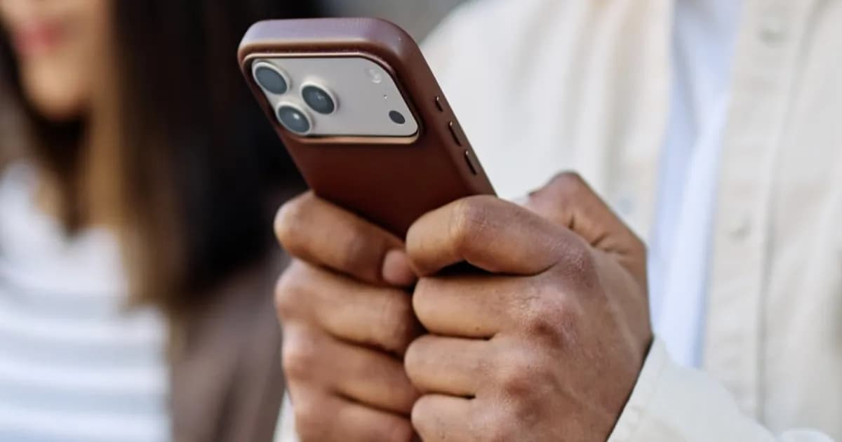 Tampilan pengaturan Impersonation Risk Detection di iPhone dengan iOS 27