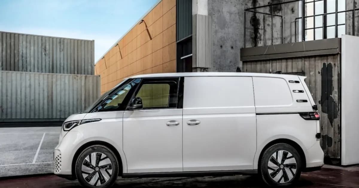 Volkswagen ID. Buzz Cargo LWB dengan bodi panjang dan pintu geser lebar