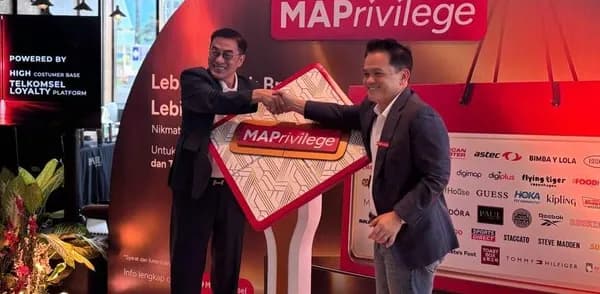 Telkomsel menggandeng PT Mitra Adiperkasa Tbk (MAP) meluncurkan MAPrivilege, program kolaborasi yang mengintegrasikan ekosistem digital dan loyalitas pelanggan Telkomsel dengan jaringan ritel gaya hidup MAP.